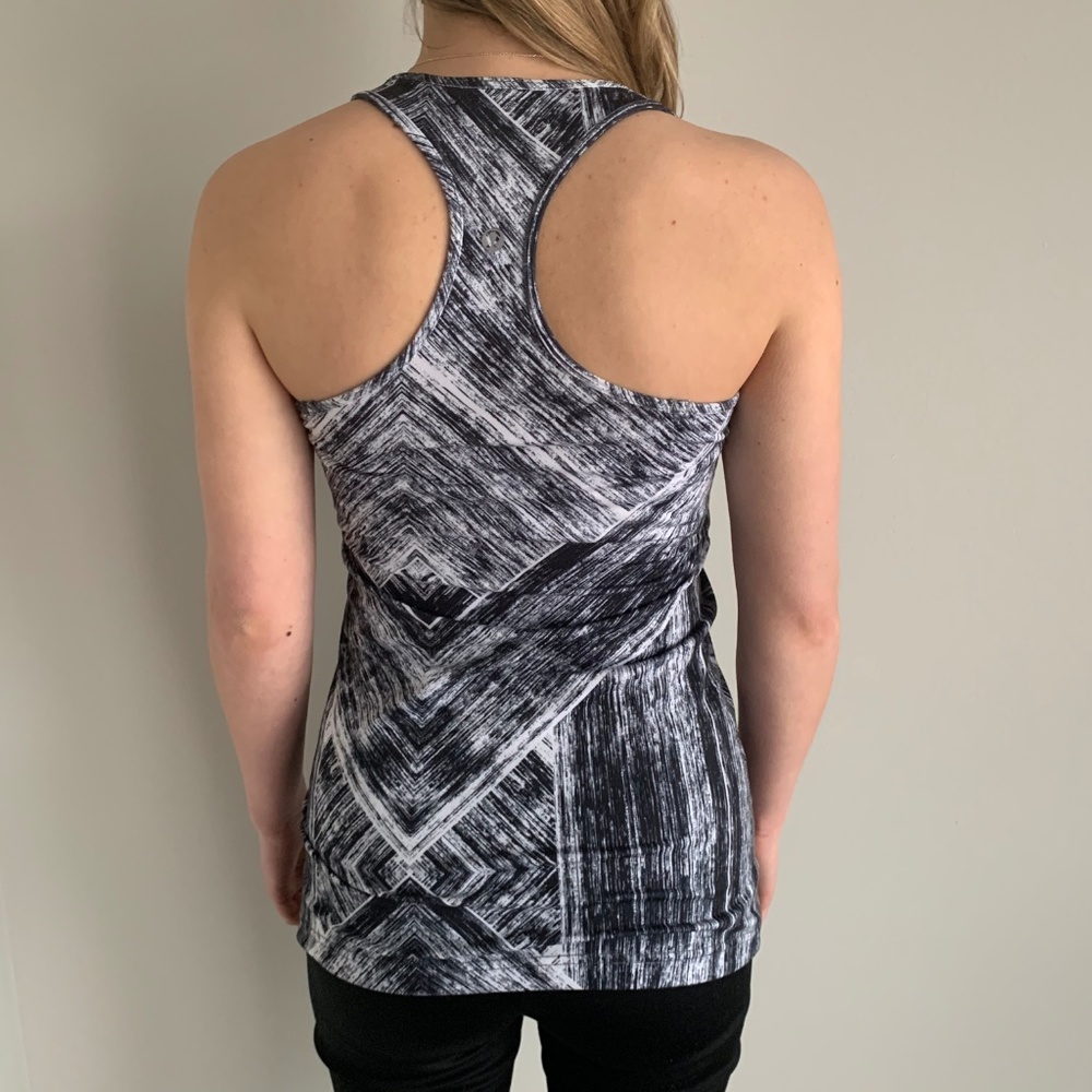 Lululemon Tank Top - Picture 3 of 4